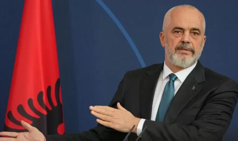 قطع روابط آ﻿لبانی با ایران به دلیل حمله سایبری