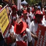 تظاهرات سراسری هزاران نفر از کارمندان دولت آفریقای جنوبی