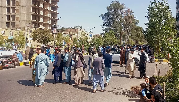 ده‌ها نفر در زمین‌لرزه در افغانستان کشته و زخمی شدند