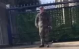 اقدام به خودسوزی سرباز آمریکایی که با فریاد «فلسطین را آزاد کنید» مقابل سفارت اسرائیل در واشنگتن
