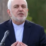 شعار علیه ظریف وزیر امور خارجه پیشین ایران در نماز جمعه تهران واکنش‌ برانگیز شد+ فیلم