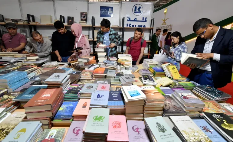 سی و هشتمین دوره نمایشگاه بین‌المللی کتاب با مشارکت ۲۵ کشور در تونس برگزار شد