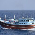 نیروی دریایی هند کشتی ماهیگیری ایرانی را از چنگ دزدان دریایی نجات داد