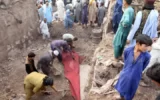 بیش از ۳۰۰ کشته و مجروح به دنبال باران سیل‌آسا و طوفان در شرق افغانستان