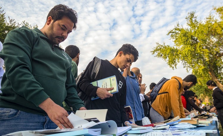 توزیع ۴۵ هزار کتاب رایگان در عراق در جشنواره «من عراقی هستم؛ من می‌خوانم»