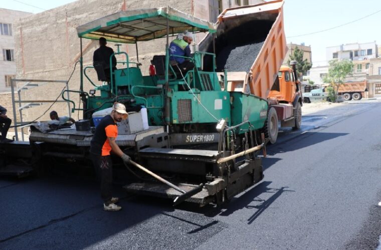 آغاز نهضت آسفالت مکانیزه معابر شهرحسنآباد آغاز نهضت آسفالت مکانیزه معابر شهرحسنآباد