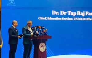تمجید یونسکو از ابتکار راه اندازی پلتفرم «در عراق تحصیل کن» تمجید یونسکو از ابتکار راه اندازی پلتفرم «در عراق تحصیل کن»