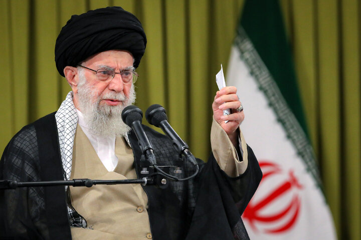 پاسخ رهبر انقلاب ایران به ترامپ؛ الگوی آمریکا برای منطقه شکست خورده است پاسخ رهبر انقلاب ایران به ترامپ؛ الگوی آمریکا برای منطقه شکست خورده است