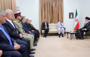 رهبر ایران: ایران و پاکستان برای توقف جنایات غزه متحد شوند