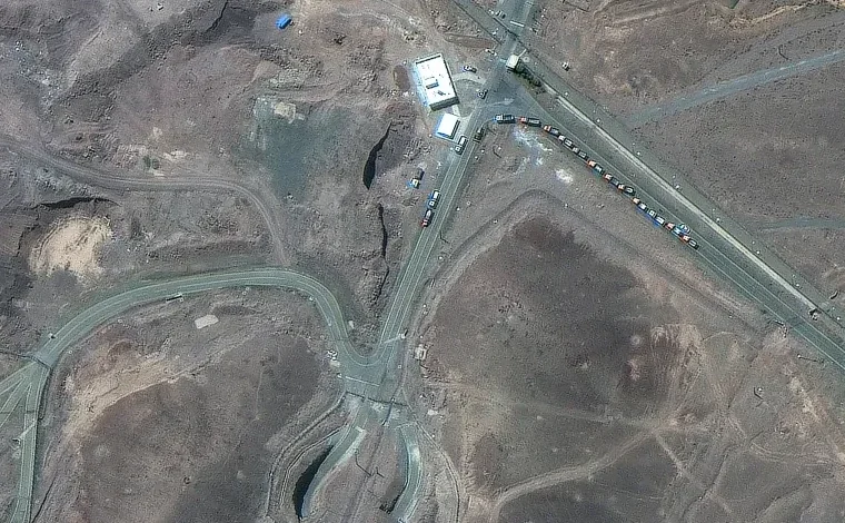 فایننشال تایمز: ذخایر اورانیوم ایران دستنخورده باقی مانده است فایننشال تایمز: ذخایر اورانیوم ایران دستنخورده باقی مانده است