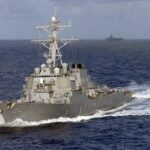 قاطعیت ایران، ناوشکن آمریکایی را از آب‌های سرزمینی دور کرد