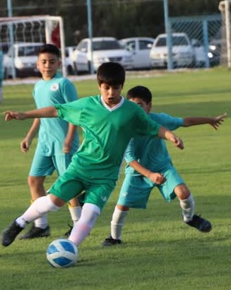 استقبال پرشور از اولین فستیوال فوتبال زیر ۱۲ سال در شهر حسن‌آباد