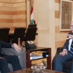 لاریجانی: احترام کامل به تصمیم مشترک دولت لبنان و مقاومت / در صورت درخواست رسمی، کمک نظامی خواهیم کرد لاریجانی: احترام کامل به تصمیم مشترک دولت لبنان و مقاومت / در صورت درخواست رسمی، کمک نظامی خواهیم کرد