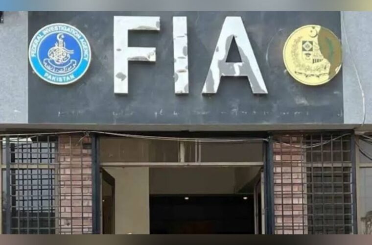 بازداشت ۸۴ مهاجر غیرقانونی در پاکستان؛ نقشه قاچاق انسان به ایران خنثی شد