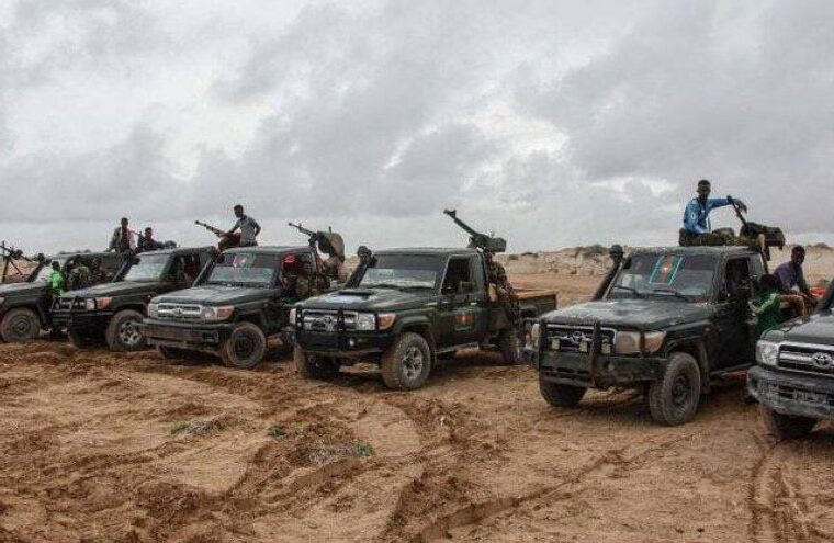 کشته و زخمی شدن بیش از ۱۱۰ تروریست الشباب در نبرد با ارتش سومالی