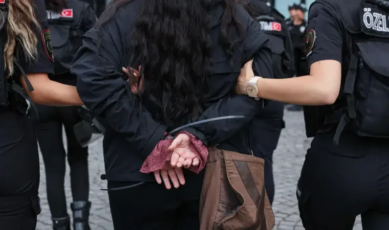 شبیخون پلیس به شهرداری‌های استانبول؛ بازداشت شهردار استانبول و ده‌ها مقام دیگر