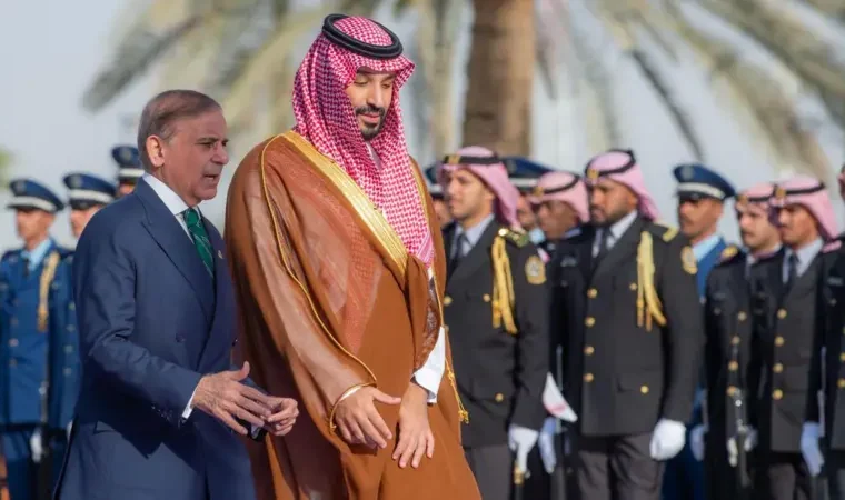 پیمان دفاعی عربستان و پاکستان؛ سرآغاز دگرگونی در توازن قدرت منطقه و پاسخی به اقدامات رژیم صهیونیستی