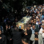 محمد کاسبی هنرمند متعهد و انقلابی؛ مراسم خاکسپاری بازیگر پیشکسوت زیر سایه مواضع سیاسیاش محمد کاسبی هنرمند متعهد و انقلابی؛ مراسم خاکسپاری بازیگر پیشکسوت زیر سایه مواضع سیاسیاش