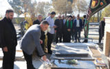 عطر افشانی قبور شهدای فشافویه؛ تجدید میثاق مدیران محلی با آرمان‌های شهدا در هفته بسیج