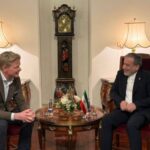 دیدار وزیر خارجه ایران و نماینده سازمان ملل یمن؛ عراقچی: تجاوزات رژیم صهیونیستی و محاصره یمن، امنیت منطقه را تهدید می‌کند