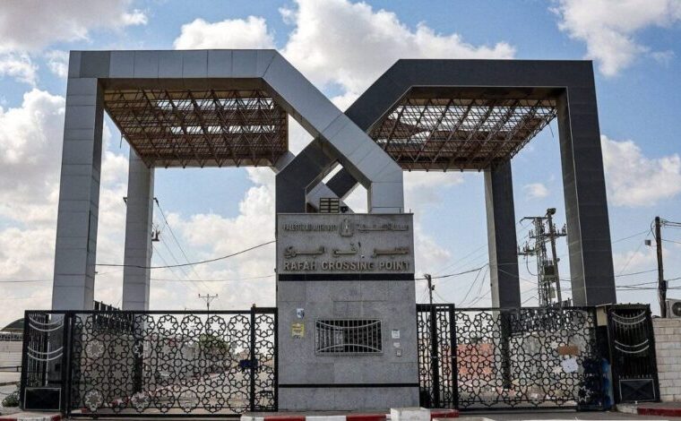 اسرائیل مدعی موافقت با «خروج یک‌طرفه» از گذرگاه مرزی رفح؛ مصر «قاطعانه» تکذیب کرد