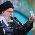 رئیس جمهور آمریکا؛ مجرم اصلی فتنه / مجرمان داخلی و بین المللی را رها نخواهیم کرد رئیس جمهور آمریکا؛ مجرم اصلی فتنه / مجرمان داخلی و بین المللی را رها نخواهیم کرد