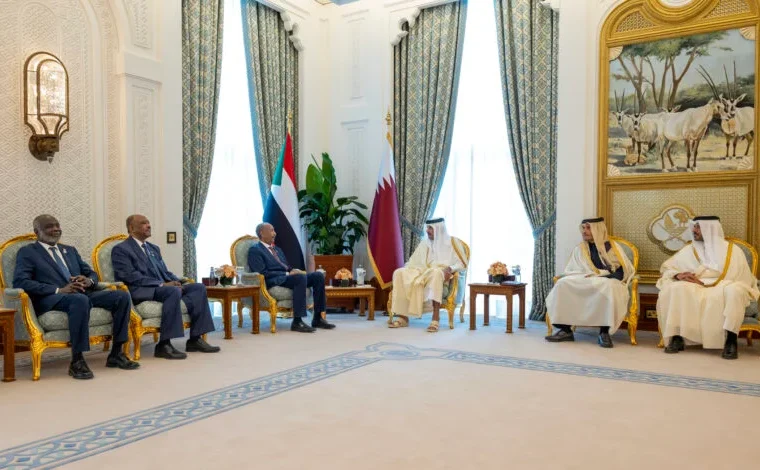 رایزنی امیر قطر و البرهان برای صیانت از یکپارچگی سودان رایزنی امیر قطر و البرهان برای صیانت از یکپارچگی سودان