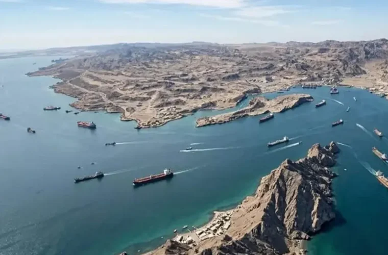 عبور از هرمز بدون عوارض؛ عمان معادلات امنیتی خلیج فارس را تغییر میدهد؟ عبور از هرمز بدون عوارض؛ عمان معادلات امنیتی خلیج فارس را تغییر میدهد؟