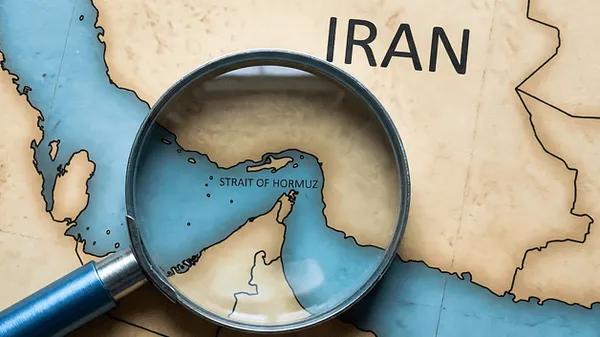 تنگه هرمز؛ ایران عبور شناورها را متوقف اعلام کرد تنگه هرمز؛ ایران عبور شناورها را متوقف اعلام کرد