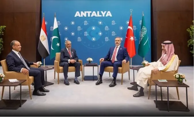 دیپلماسی در آنتالیا؛ حمایت از مهار تنش‌ها و محکومیت تجاوز