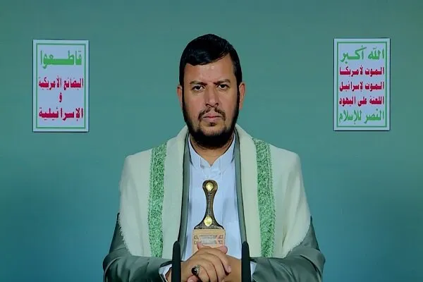 رهبر انصارالله: در برابر تجاوزات آمریکایی-صهیونیستی به ایران بی‌طرف نخواهیم بود