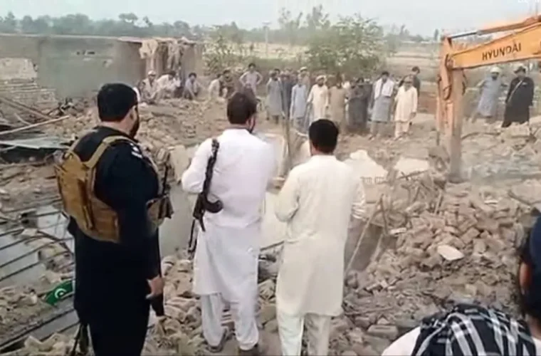 حمله انتحاری در خیبرپختونخوا؛ ۱۲ پلیس کشته و ۳ نفر زخمی