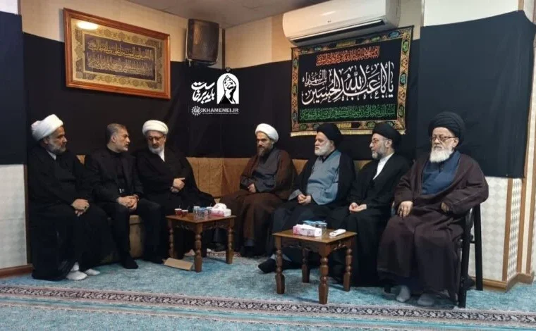 دیدار علمای نجف با فرزند ارشد رهبر شهید ایران؛ تجدید میثاق حوزه نجف با راه مقاومت