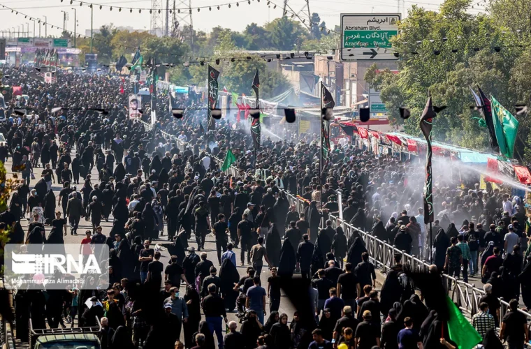 حماسه جاماندگان اربعین در مسیر یک حماسه ملی؛ فرماندار ری بر قدرت رسانه و مستندسازی تأکید کرد