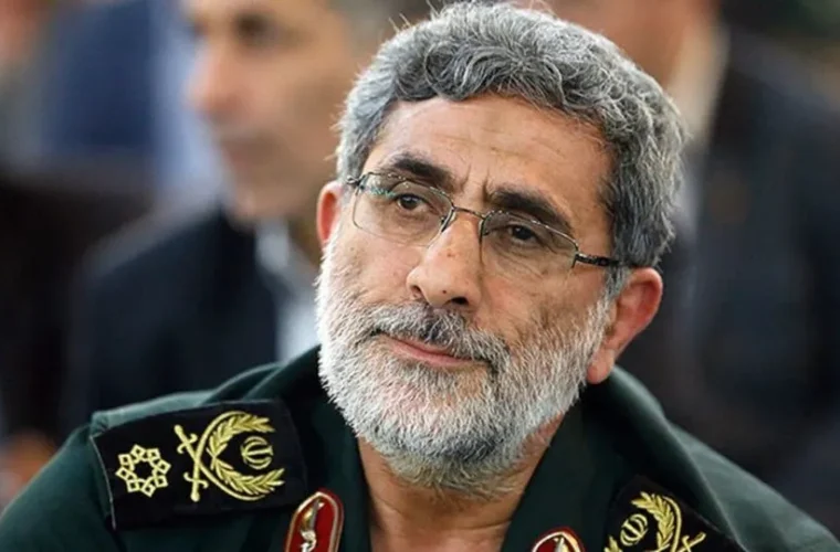مخالفت سردار قاآنی با تحویل سلاح گروههای مقاومت عراق مخالفت سردار قاآنی با تحویل سلاح گروههای مقاومت عراق