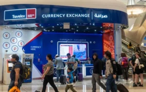 انسداد تنگه هرمز و فرار ۱۶۱ میلیارد دلار سرمایه از خلیج فارس