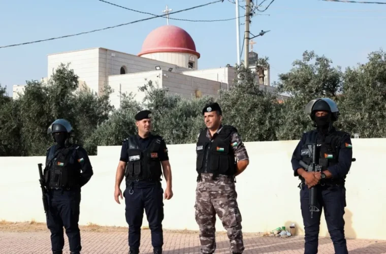 جزئیات دستگیری عاملان حمله به کلیسای کرک در اردن جزئیات دستگیری عاملان حمله به کلیسای کرک در اردن