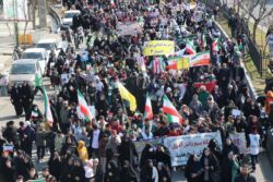 راهپیمایی پرشور ۲۲ بهمن در شهر حسن‌آباد فشافویه به مناسبت ۴۶ سالگی انقلاب اسلامی